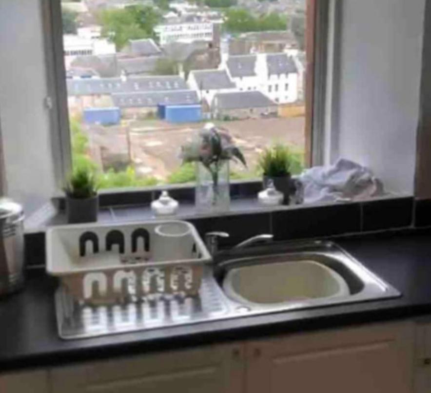 Captivating 2-Bed Apartment In Isle Of Bute Rothesay Exterior foto